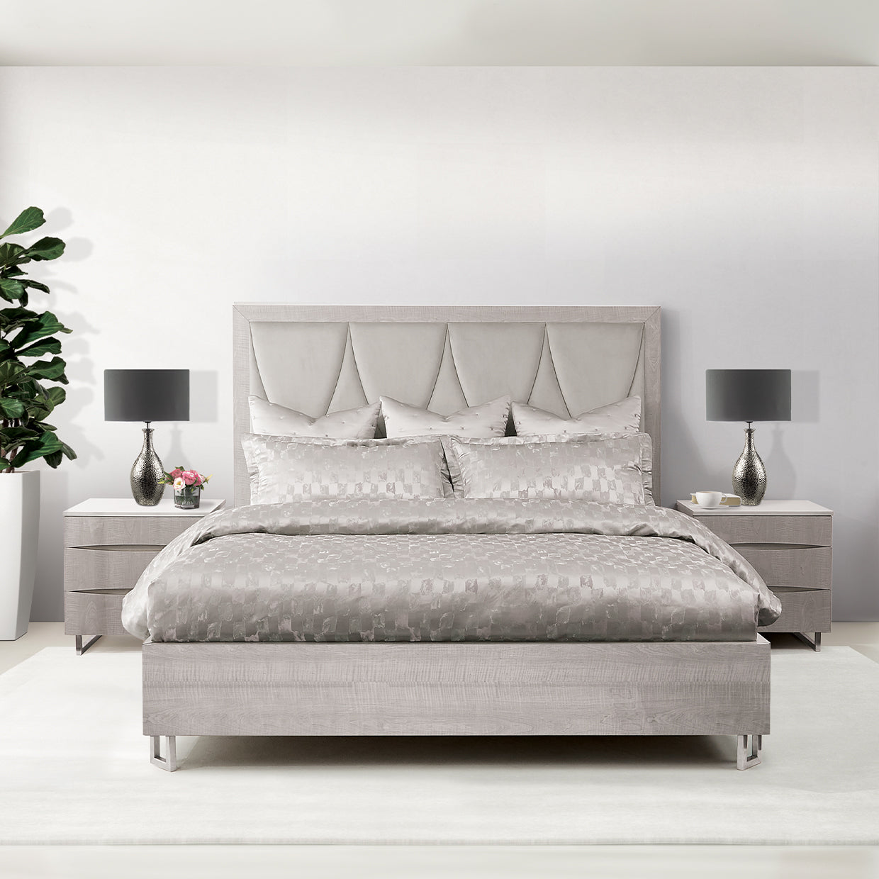MARIN Eastern King Panel Bed