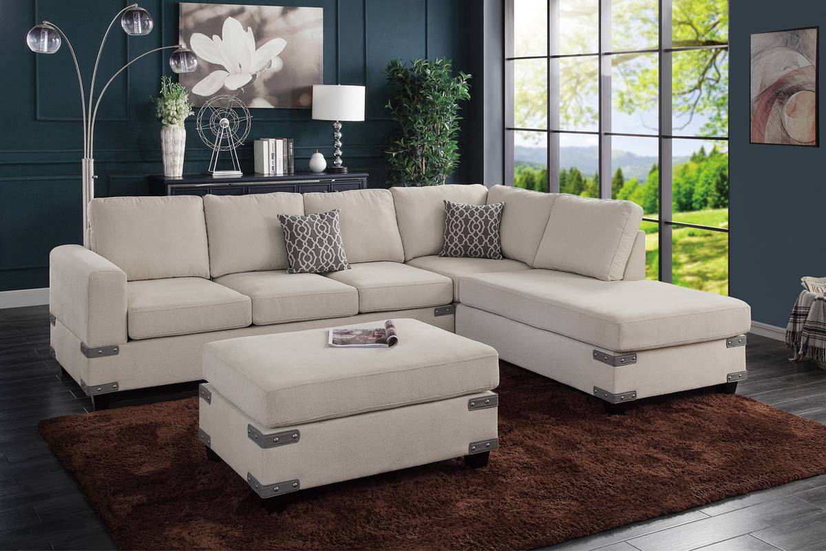 3-Piece Sectional Set W/ Ottoman