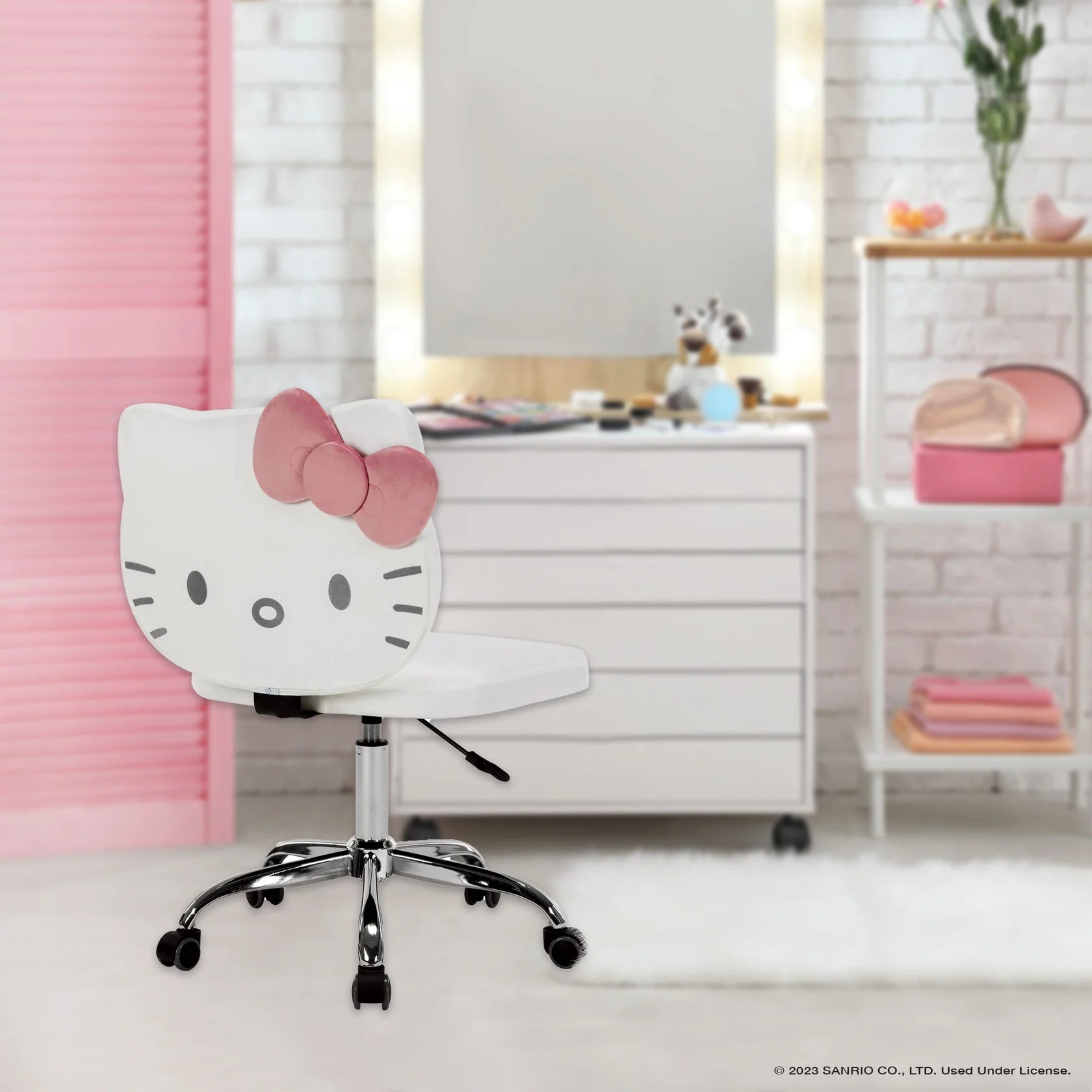 Hello Kitty® Kawaii Swivel Vanity Chair