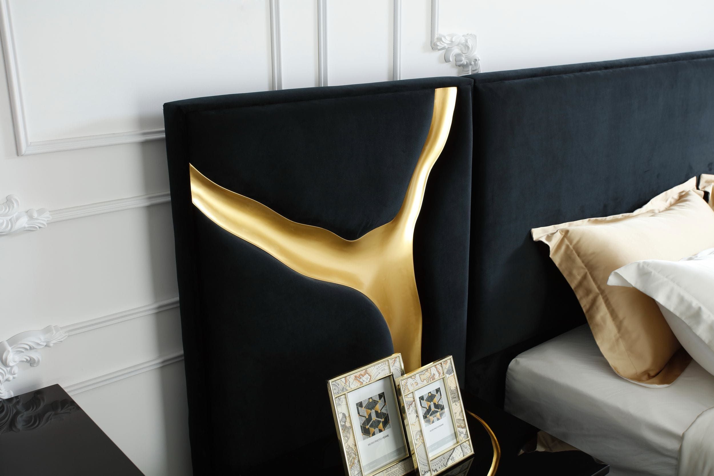 Modrest Aspen - Glam Black Velvet & Gold Bed