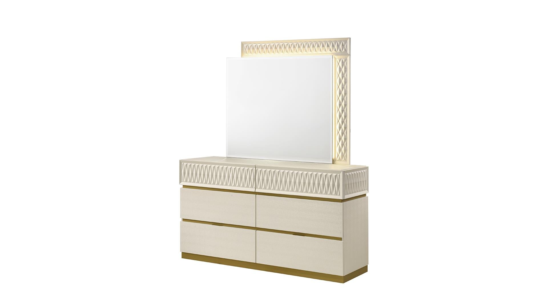 Stanley Bedroom Set in Champagne