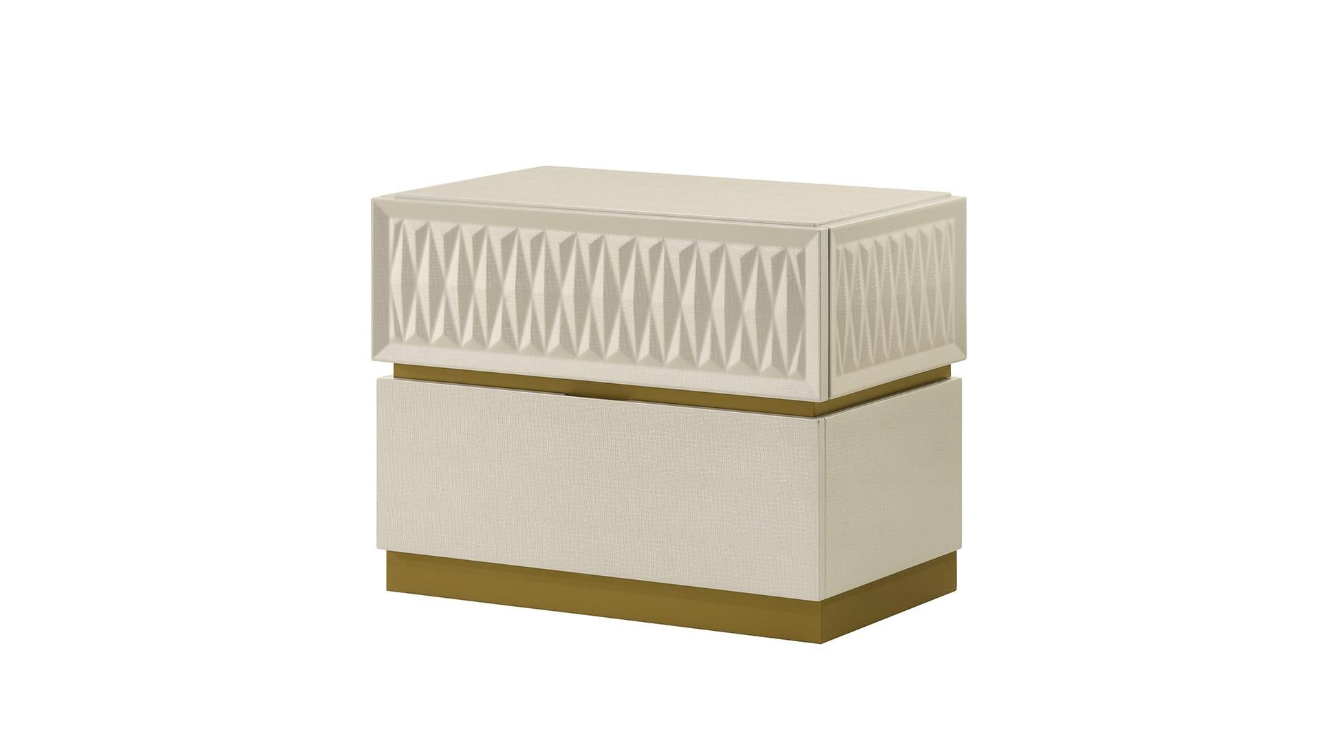 Stanley Bedroom Set in Champagne