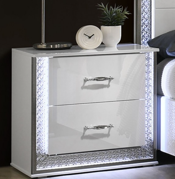 Hazeline 4 Pc Queen Bedroom Set