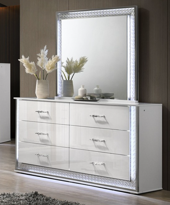 Hazeline 4 Pc Queen Bedroom Set