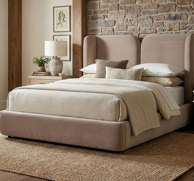 Trevers- Queen Bed