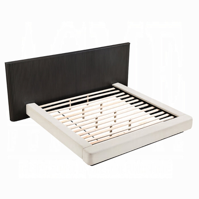 Clayten Eastern King Bed Set